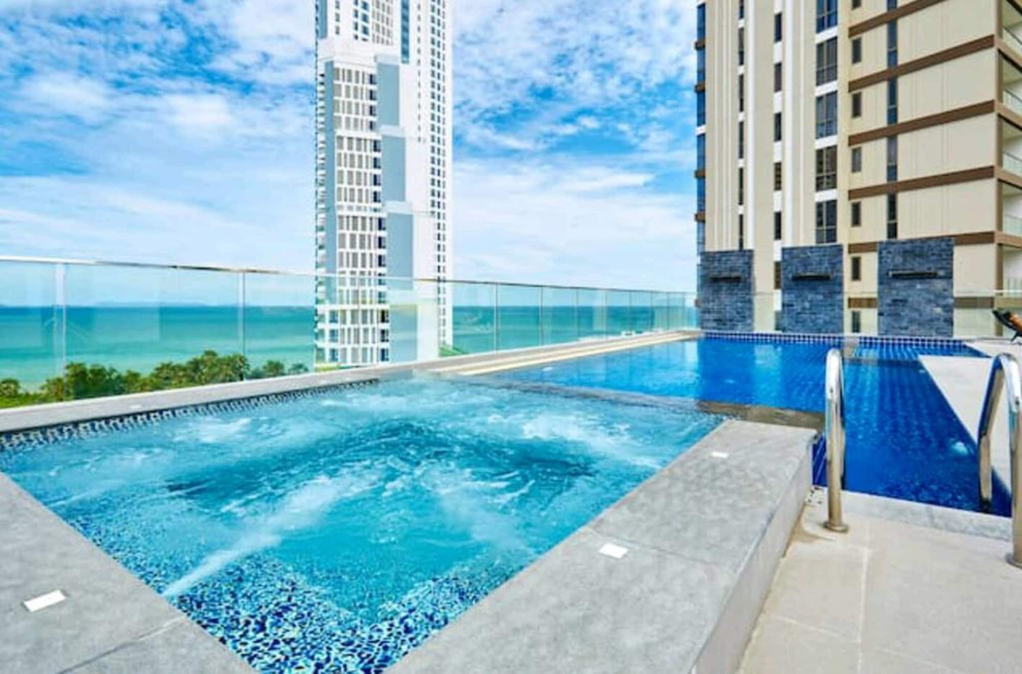 Serenity Pattaya Beach 외부 사진